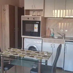 студио за двама алекс Апартаменты
